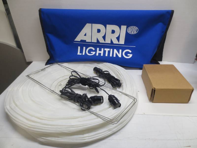lot 1057 image: Arri lighting chinese light balls