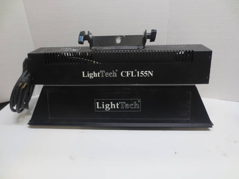 lot 1058 image: LightTech CFL155N Light