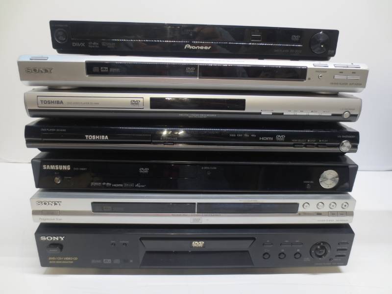 lot 1199 image: Lot of 7 CDDVD players