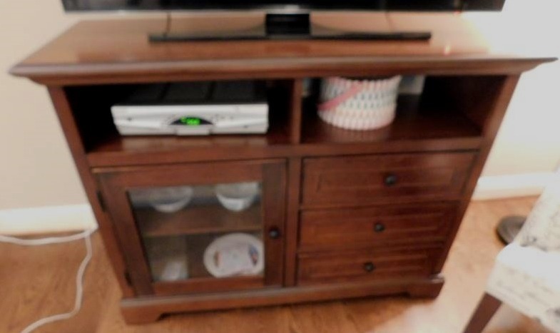 lot 9105 image: Media Center
