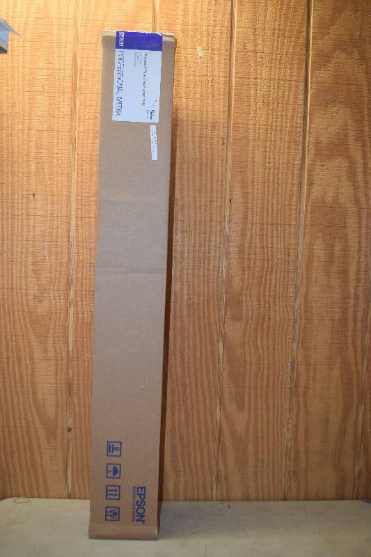 lot 6 image: Roll Epson Standard Proofing Paper
