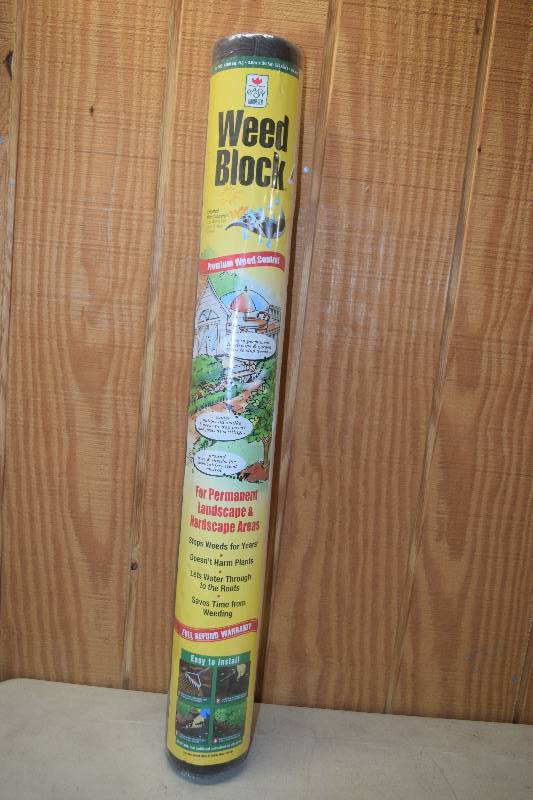 lot 61 image: Roll Easy Gardener Weed Block