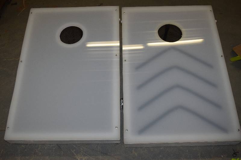 lot 69 image: Acrylic Topped Cornhole Board Set with Carry Case