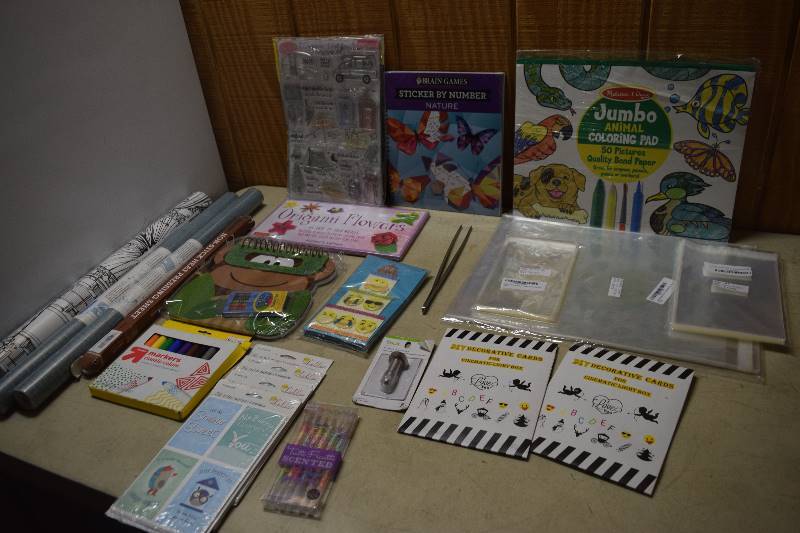 lot 82 image: Craft Items