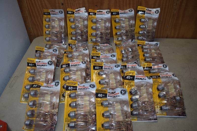 lot 88 image: 23 Packages of 4 Sylvania Candelabra Lightbulbs