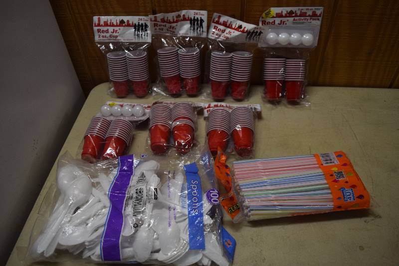 lot 92 image: Plastic Cups and Utensils