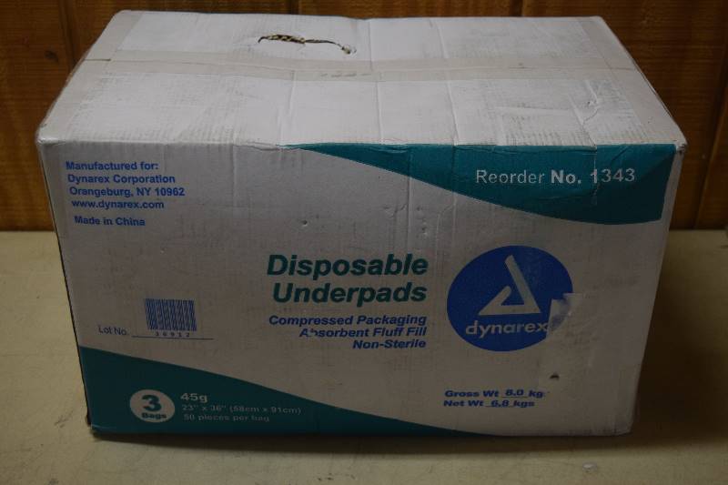lot 99 image: 150 Dynarex Disposable Underpads
