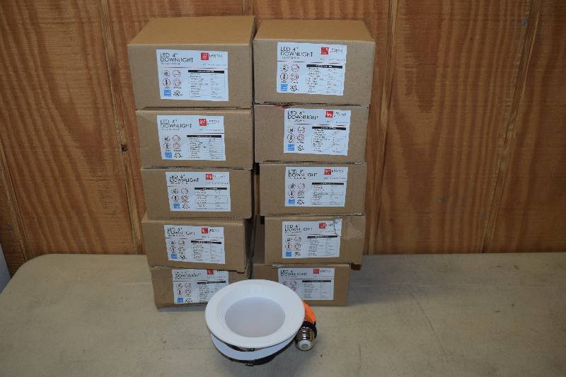 lot 125 image: 10 LEDPAX 4 Downlight Retrofit