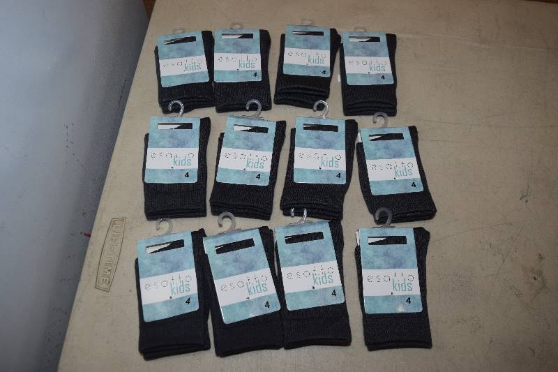 lot 173 image: 12 Pair Esatto Toddler Socks