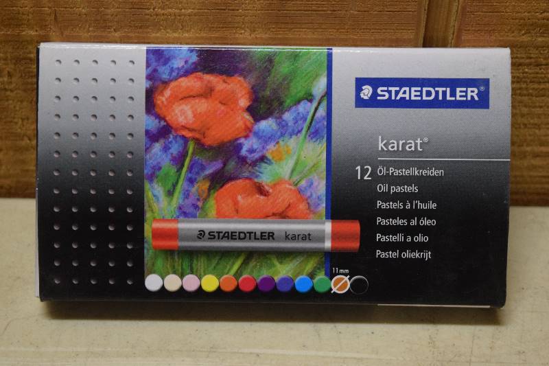 lot 292 image: Staedtler Karat Oil Pastel 12 Pack