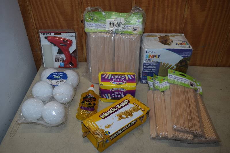 lot 346 image: Craft Items