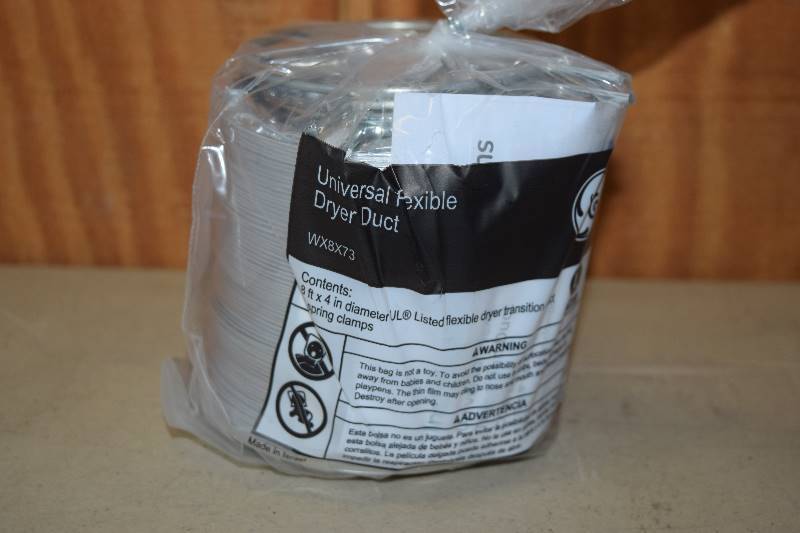lot 348 image: 12 Universal Flexible Dryer Ducts