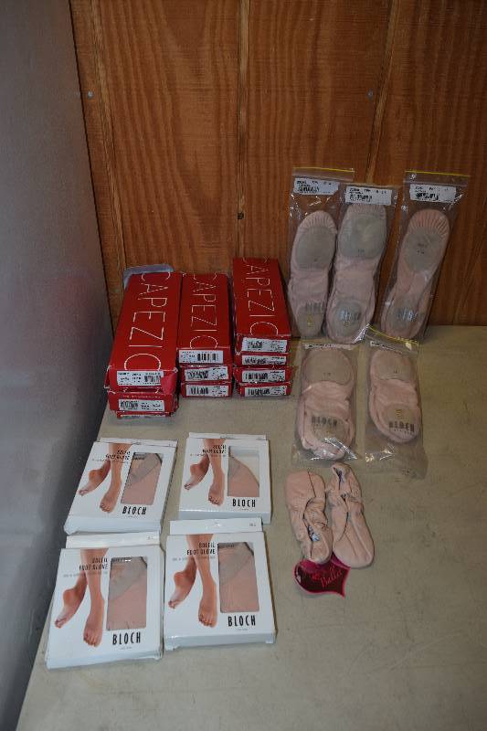 lot 351 image: Capezio and Bloch Ballet Shoes