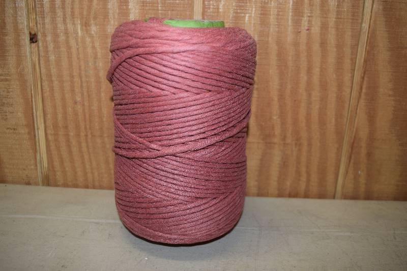 lot 388 image: Spool of Cotton String