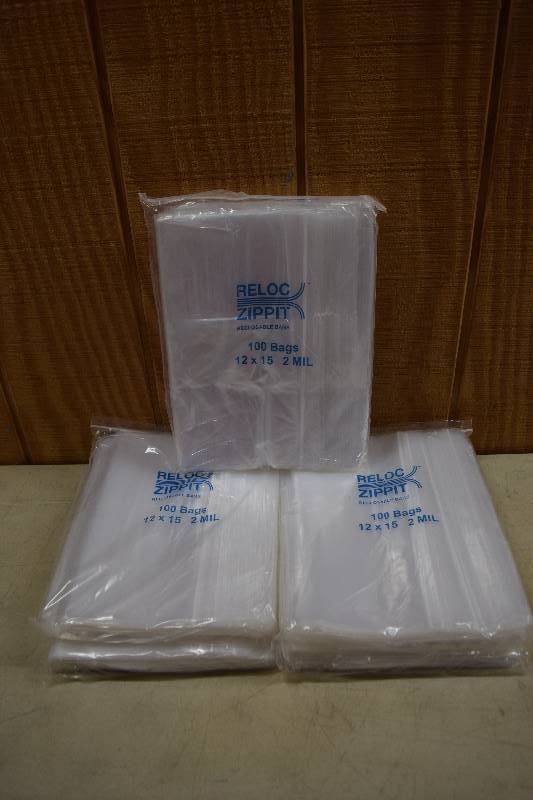 lot 429 image: 500 Reloc Zippit Ziplock Type Bags