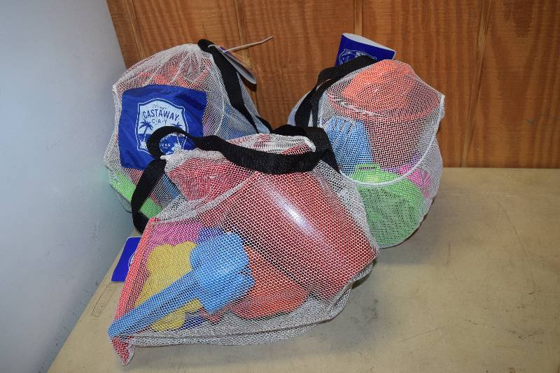 lot 497 image: 3 Disney Sand Toy Sets