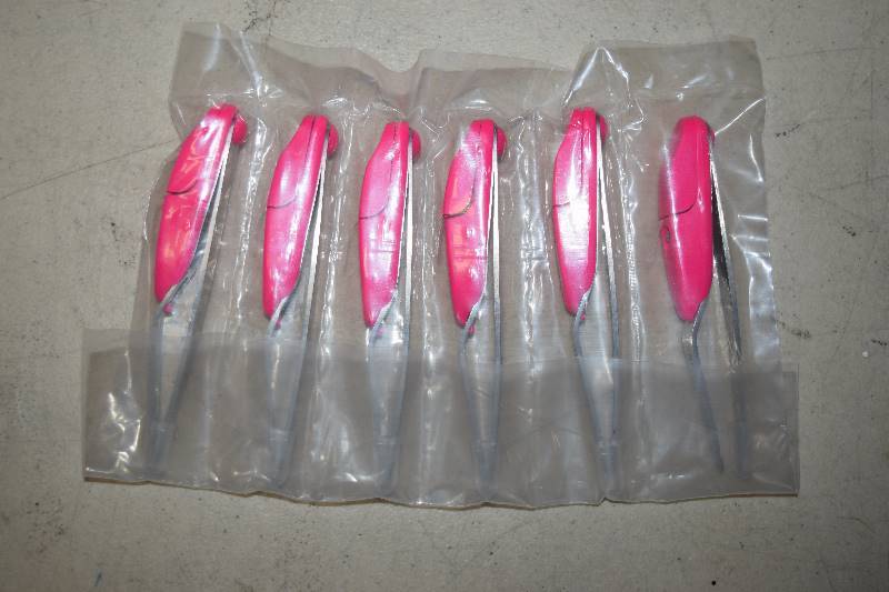 lot 491 image: 6 Pair Tweezerman LED Light Slant Tweezers