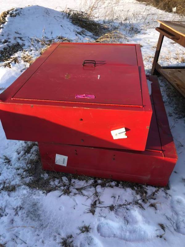 lot 21 image: 2 QTY FIRE CABINETS
