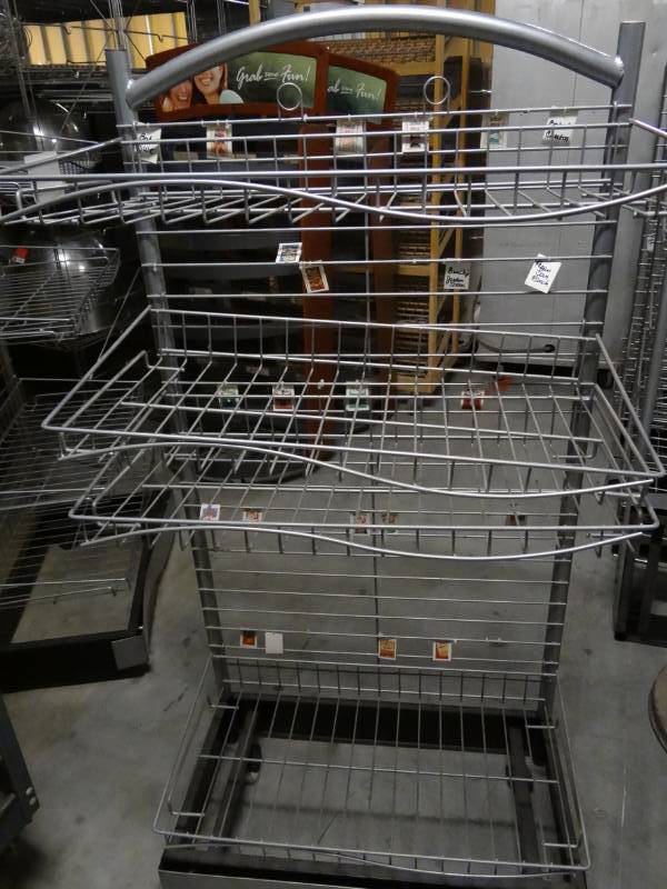 lot 9308 image: Metal Rolling Display Cart
