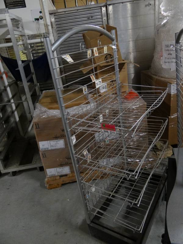 lot 9310 image: Metal Rolling Display Cart