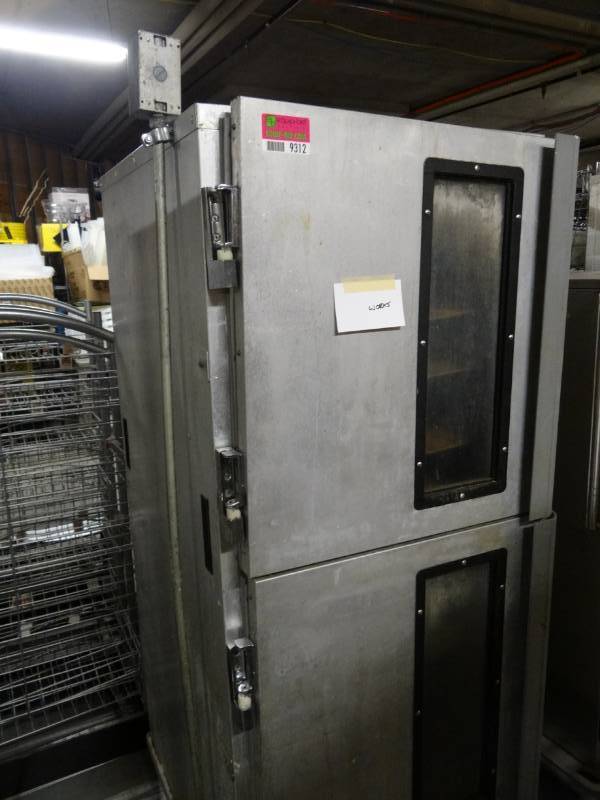 lot 9312 image: Cres Cor Hot Box Model # not available