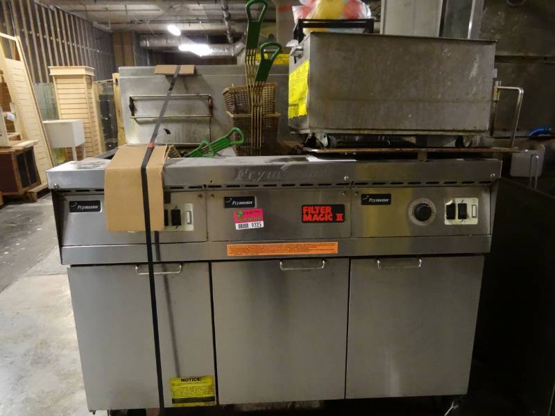 lot 9325 image: Frymaster 3 bin Gas Fryer Model # DM245ESE Phase 2 110-120V
