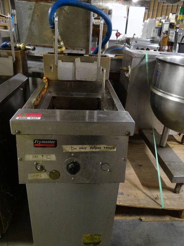 lot 9327 image: Frymaster Single Bin Fryer Model #MJ35GBLSC 120V Phase 6