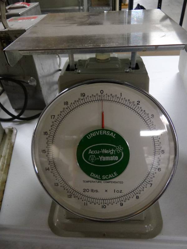 lot 9375 image: Kitchen Scales In Box