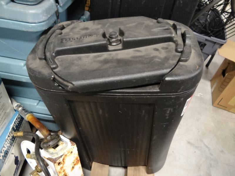 lot 9364 image: 1 Large Black Insulated Plastic Beverage Cooler Dispenser