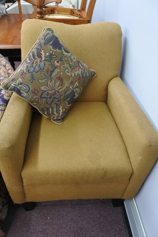 lot 3004 image: Mustard Yellow Armchair