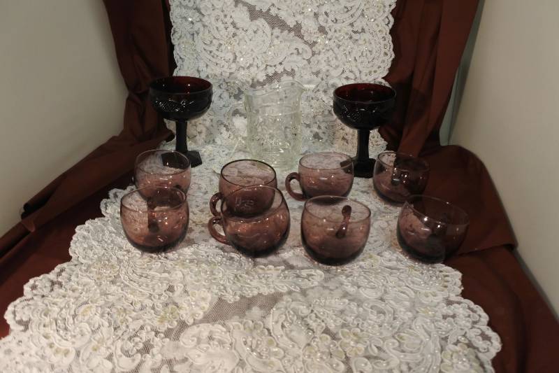 lot 3040 image: Burgundy Glassware and Star of David Crystal Pitcher