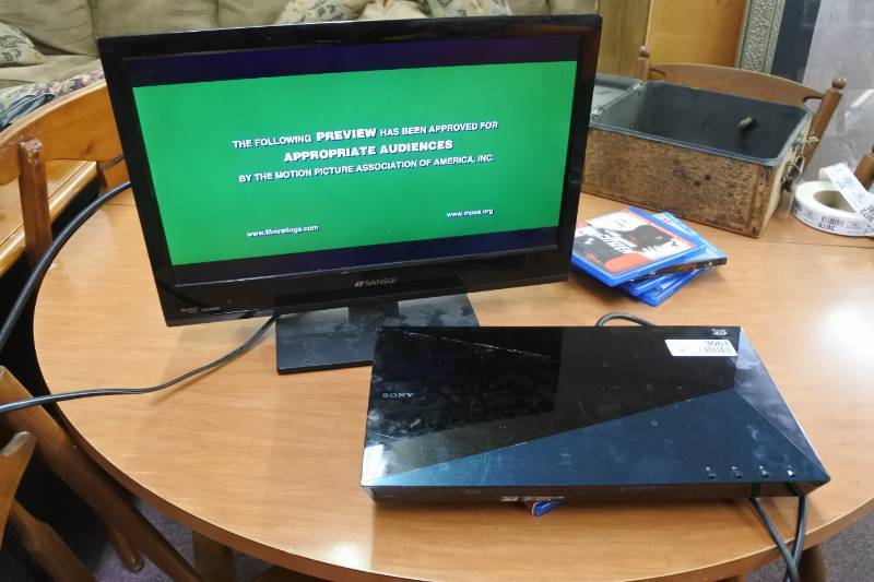 lot 3061 image: Sony 3D Blu Ray Player (TV not included)