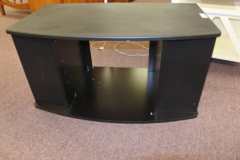 lot 3091 image: Black TV Stand