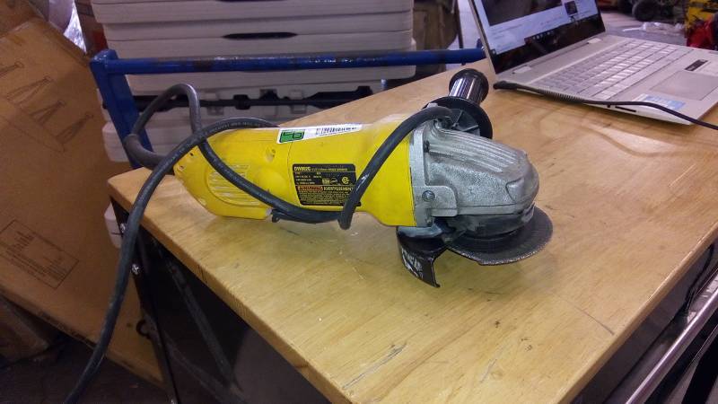 lot 3988 image: 4-12 PADDLE SWITCH GRINDER (GROUNDED)