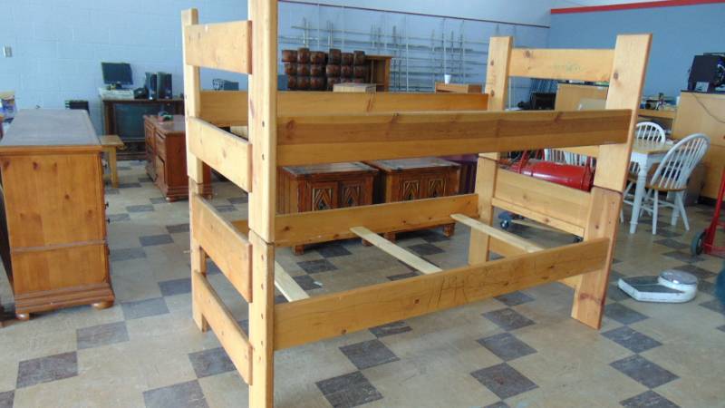 lot 7228 image: wood bunk beds