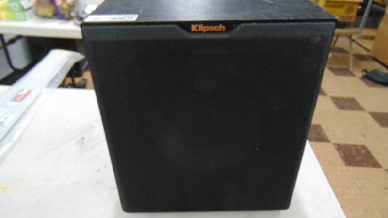 lot 7309 image: Klipsch speaker