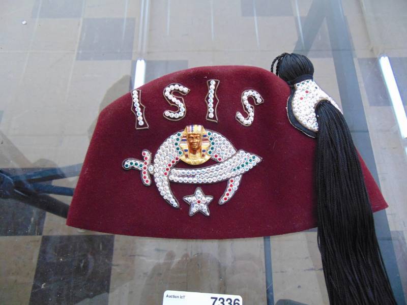lot 7336 image: ISIS fez