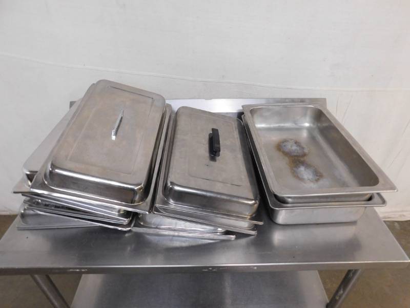 lot 2554 image: Water Pans and Lids for Chafers
