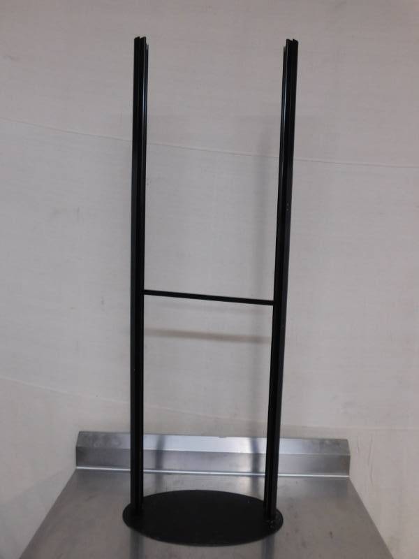 lot 2573 image: Metal Entry Sign
