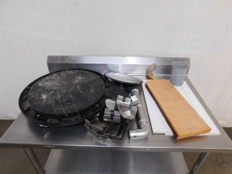lot 2575 image: Wood Cutting Board, Convex Mirror and Round Rolling Cart