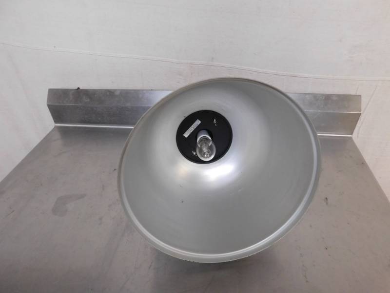 lot 2578 image: Drop in Light