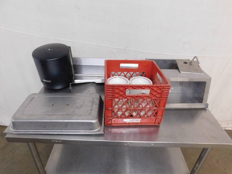 lot 2588 image: Monogram Towel Dispenser, Ceramic Plates & Bowls and Stainless Steel Hotdog Bun Holder