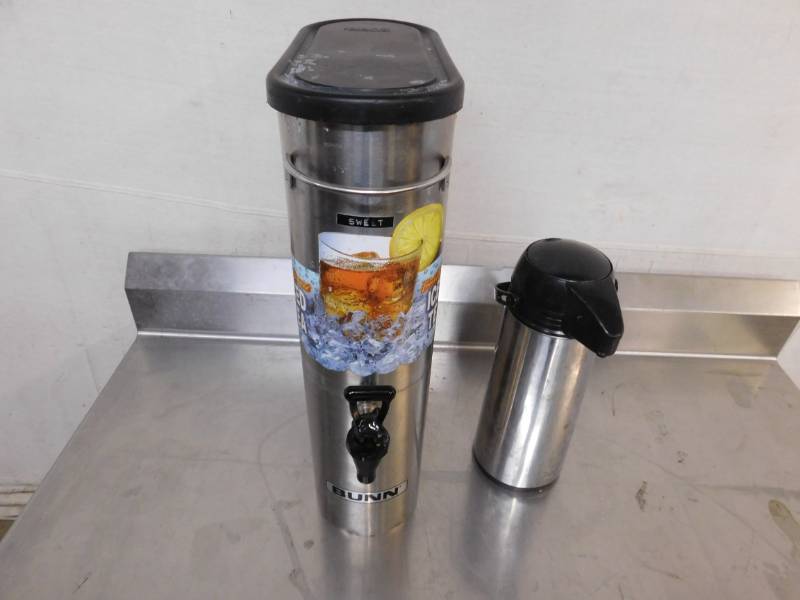 lot 38 image: Bunn Stainless Steel Beverage Dispenser and Airpot