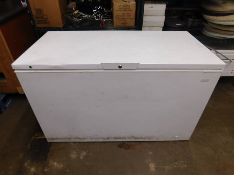 lot 13 image: Frigidaire Box Freezer