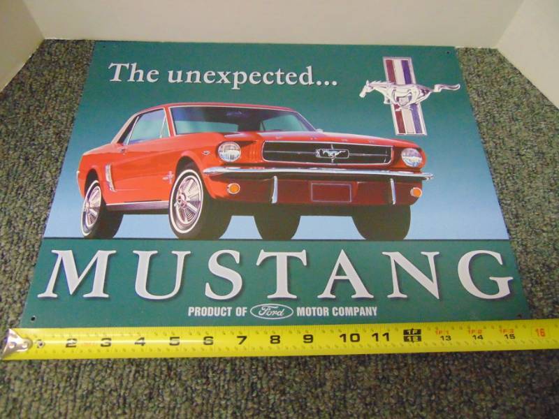 lot 3243 image: Mustang Metal Sign - New