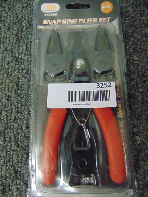lot 3252 image: Snap Ring Plier Set - New