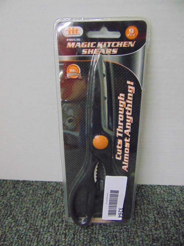 lot 3264 image: Magic Kitchen Shears - New