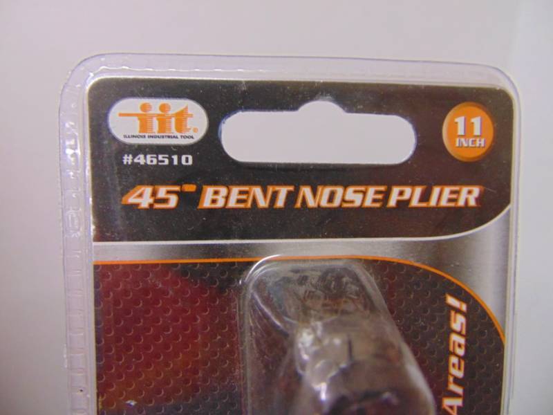 lot 3266 image: 45 degree Bent Nose Pliers - New