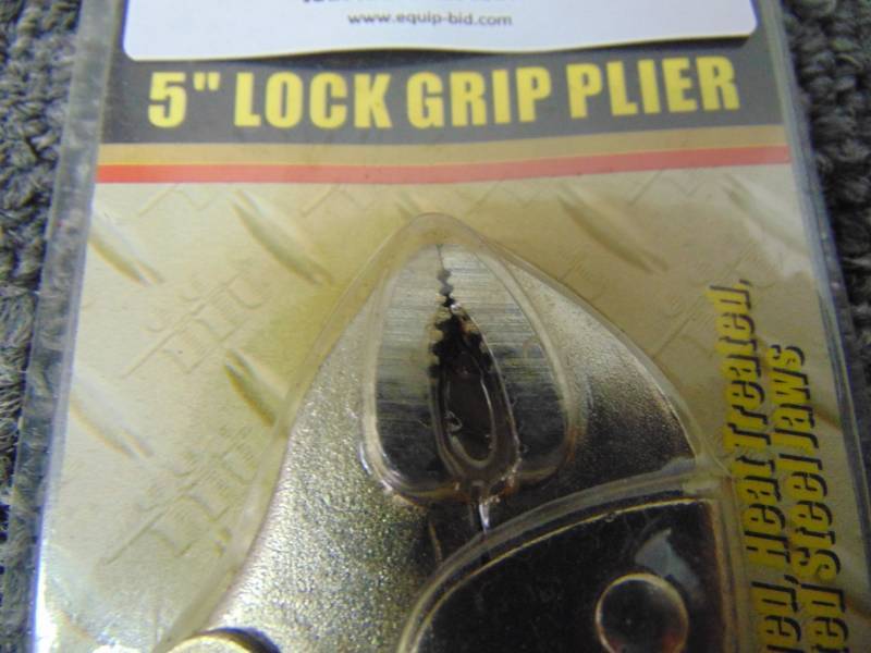 lot 3287 image: 5 Lock Grip Pliers - NIP