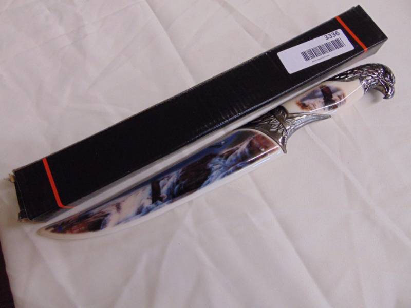 lot 3336 image: 10 Decorative Collectors knife - NIB